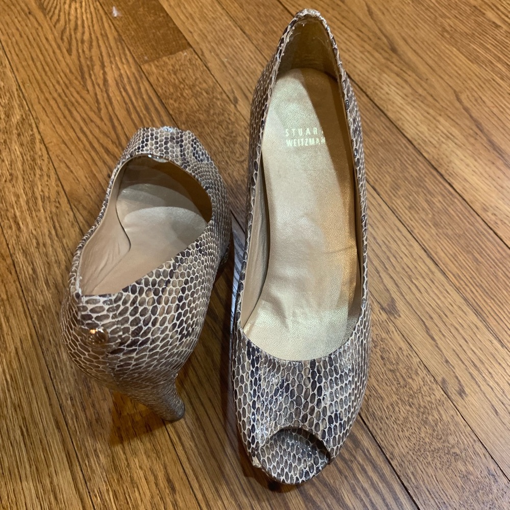 Stuart Weitzman peep toe pumps